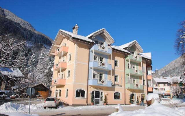 Apparthotel Central