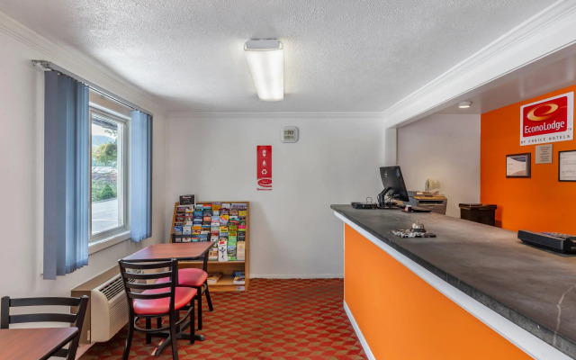 Econo Lodge Lee - Great Barrington