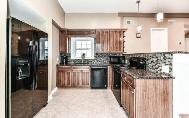 The Manor at Courtland Farm