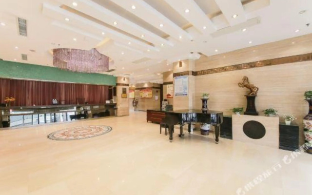 Dongfang Hotel