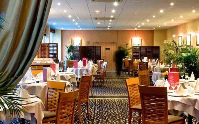 Mercure Nevers Pont de Loire