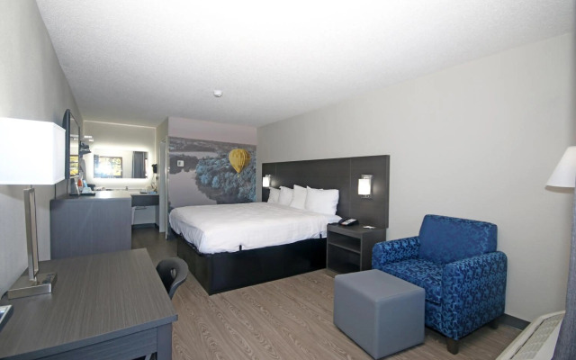 Clarion Pointe Statesville