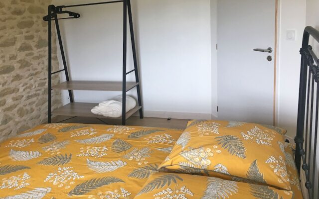 Cozy Holiday Home in Santec With Private Garden