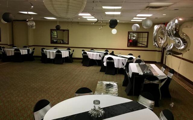 Ramada by Wyndham Perry Near Fairgrounds