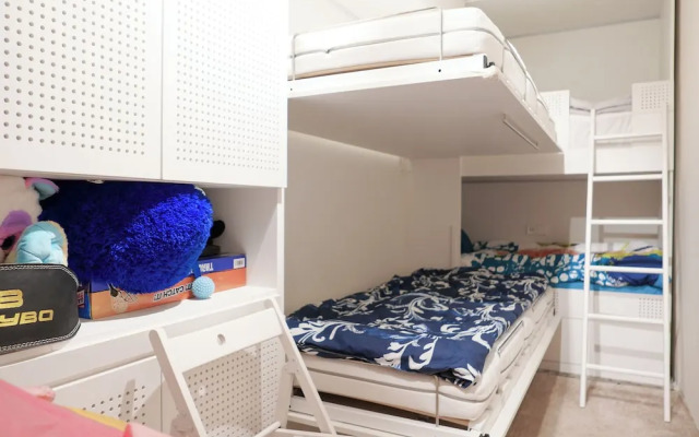 Sea & Garden View Apartments - The 8