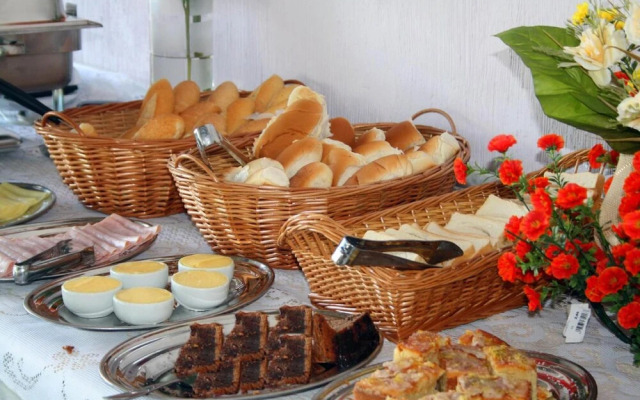 Oyo Apart Hotel Veleiros