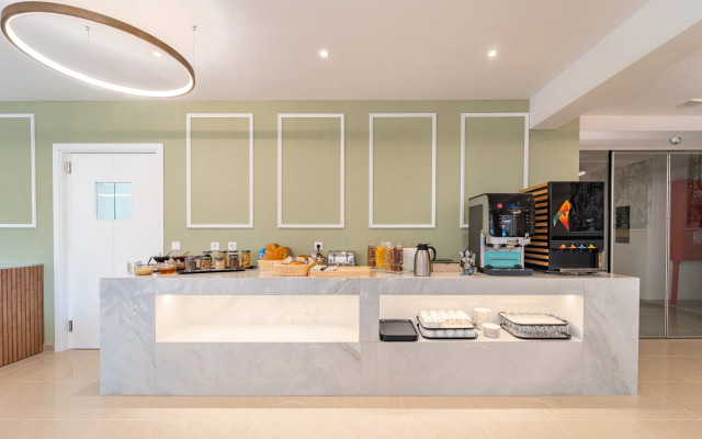 Philia Center Suites