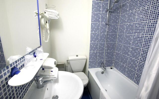 Sure Hotel by Best Western Calais Coquelles Tunnel s/ Manche