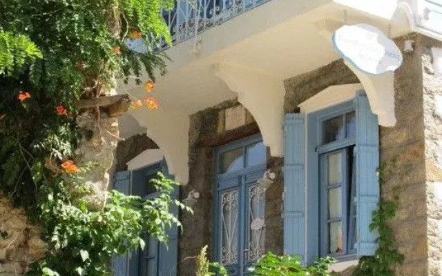 Atzanou Traditional House