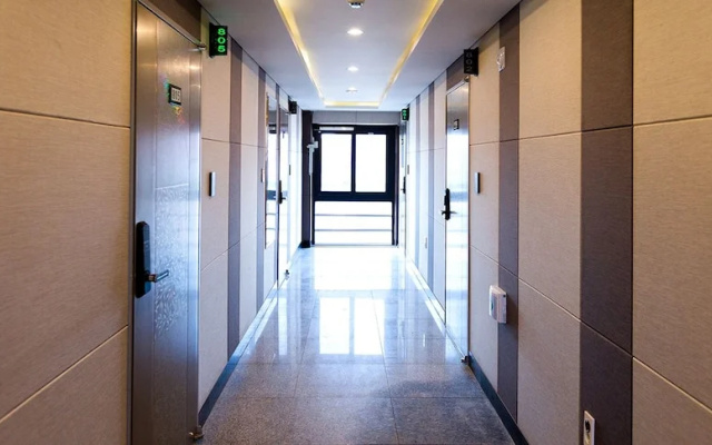 Cityhall Hotel Jeju