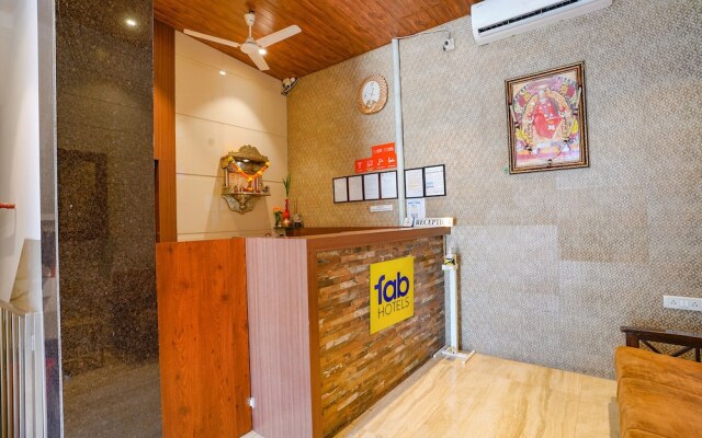 Starwood Residency by Fabhotel