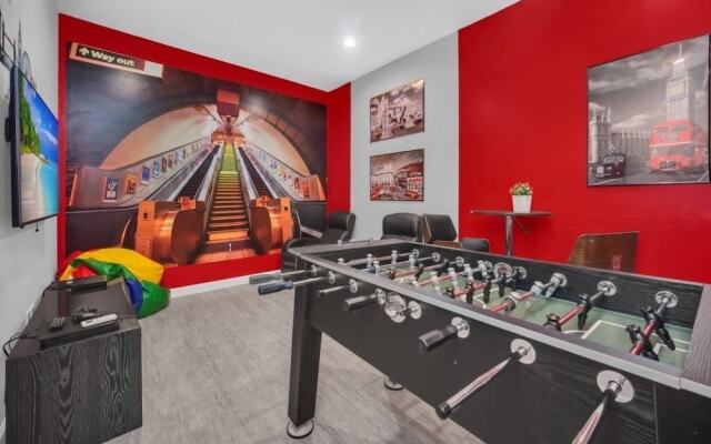 4710kings 6 Bedroom Villa by RedAwning