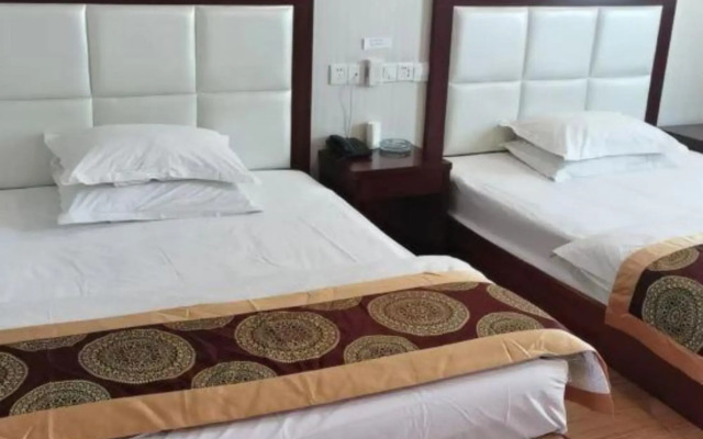 Golden Ocean Hotel