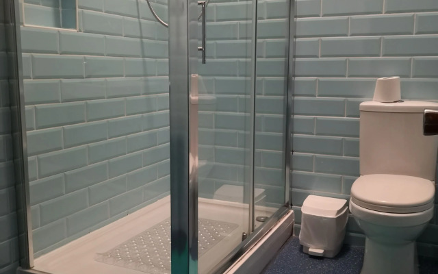 Chimneys Guest House