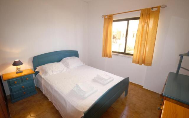 Apartment on the beach Dona Ana by amcf