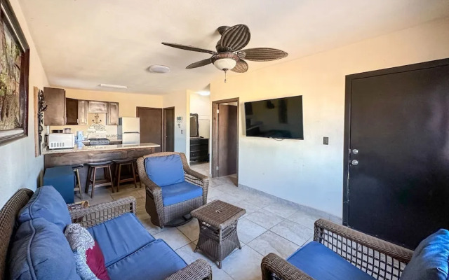 Casita With Excellent in Town Location