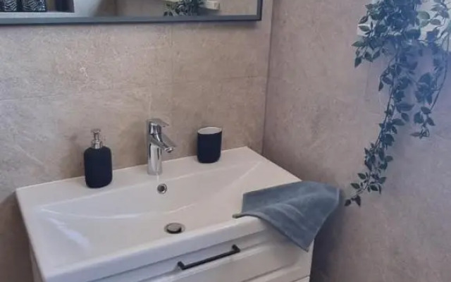 Dinary Apartman