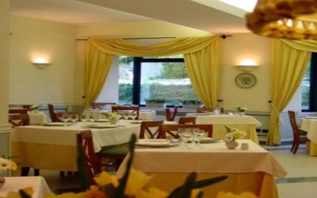 Hotel Fontana Olente