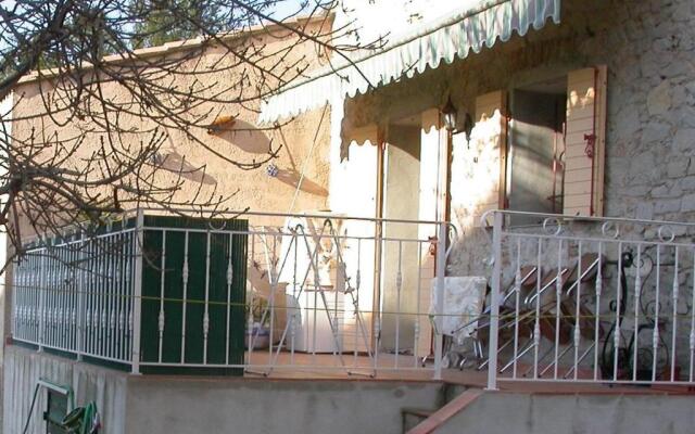 Joli T2 RDC ancienne bergerie