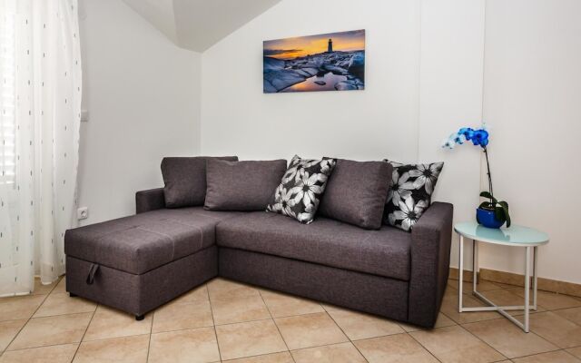 Mare & Mons Deluxe Apartments