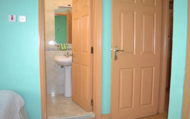 Hillview Apartment