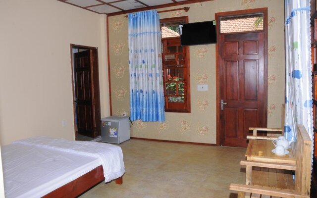 Nam Phuong Resort