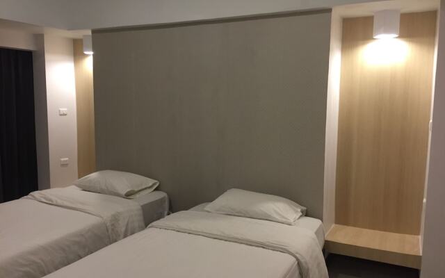 Tamarind Residences Serviced Apartment