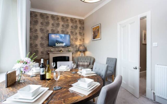 Luxury Apartment Near the Beach in Nairn, Scotland