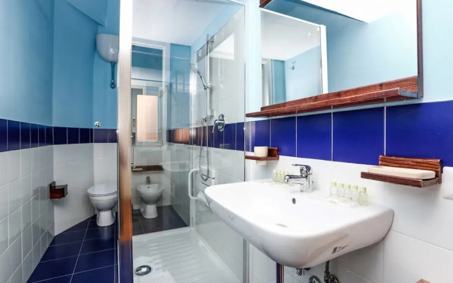 Wonder Vatican Family