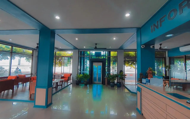 Win Hotel