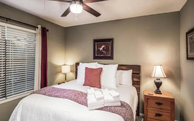 Groovy View by Ruidoso Vacation Rentals