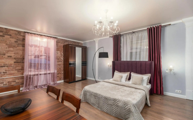 DeRent Aparts (ДеРент Апартс) на набережной реки Фонтанки 11