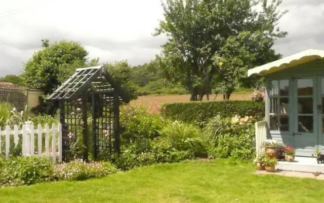 Holmebridge House