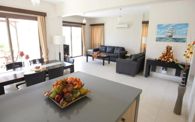Vineland Holiday Villas