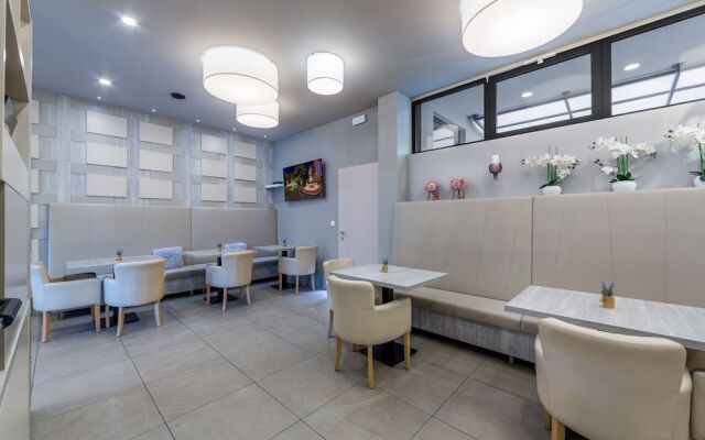 Preelook Apartments and Rooms