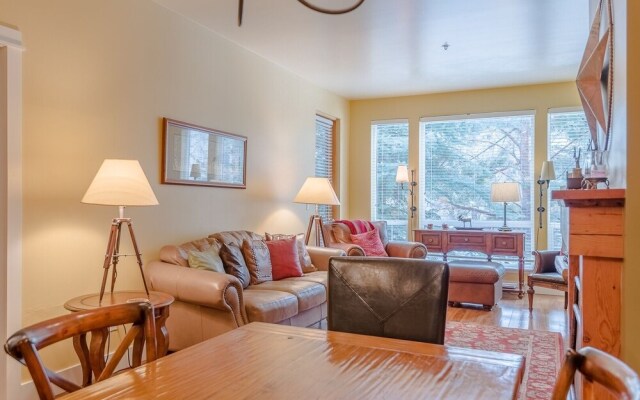 Snowstar 13 2 Bedroom Condo