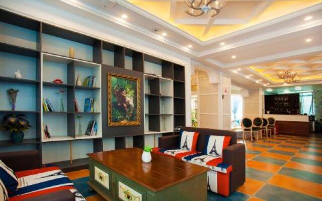 Dali Luzhoufan Seaview Hotel