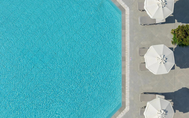 Hotel Niriides Beach