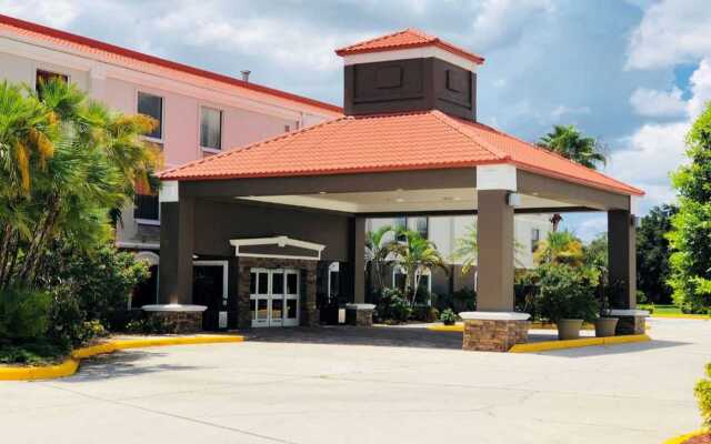 Best Western Plus Bradenton Hotel & Suites