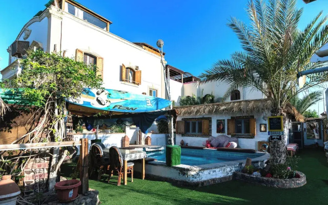 Villa With Pool BBQ Grill Garden Beduintent Sunbeds Jacuzzi