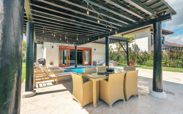 3BR Villa at Green Village AC1