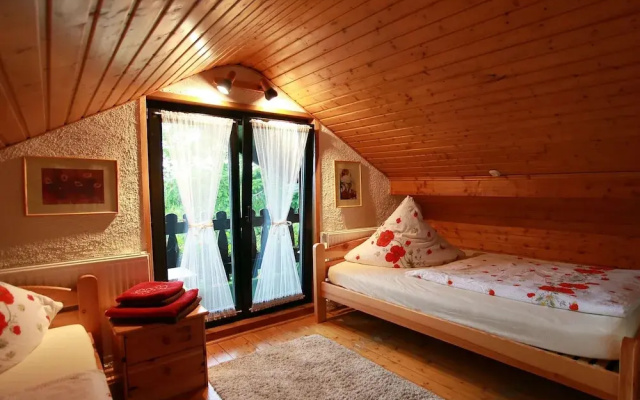 Attraktives Ferienhaus mit Kamin in Waltershausen