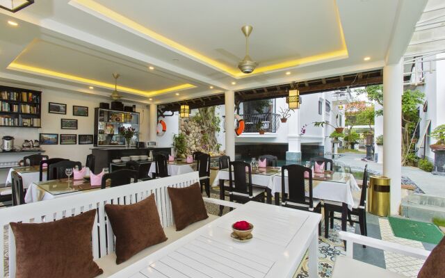 Riverside Impression Villa