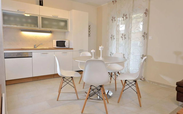 Apartments Villa Karla