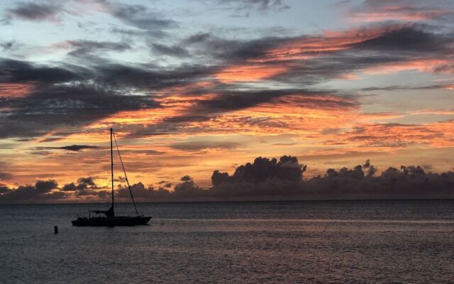 Caribbean Cozy Cove