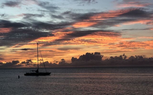 Caribbean Cozy Cove