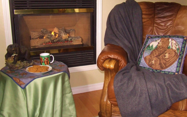 Silvern Lake Trail Bed & Breakfast