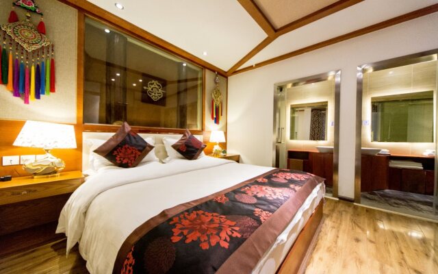Lijiang Scenic Vacation Hotel