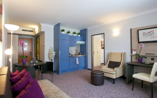 24hours Apartment Hotel