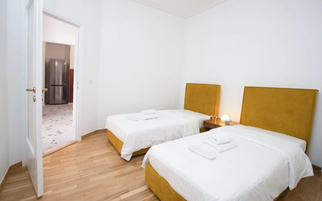 Ruby's Urban Residence Koukaki